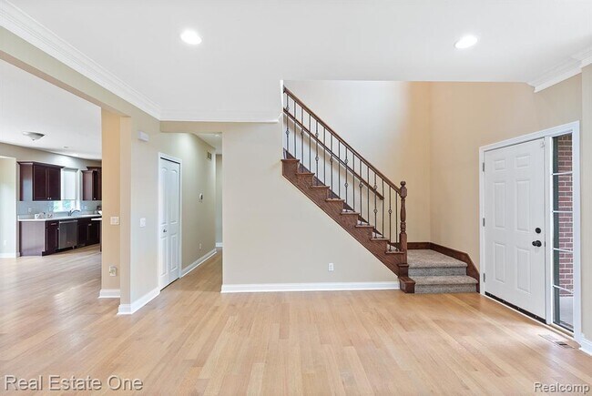 Foto del edificio - 68 Biltmore Blvd