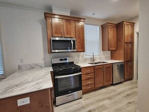 Building Photo - 6656 Pentz Rd