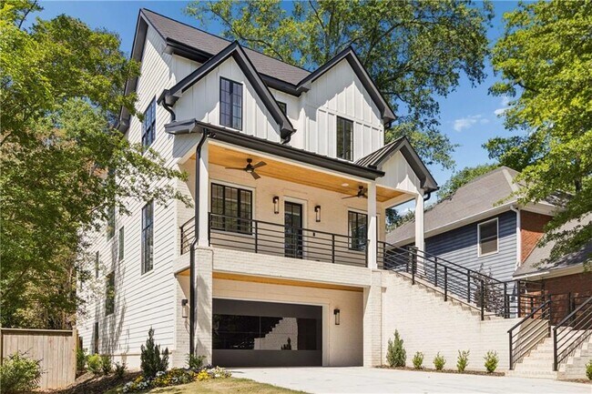 Foto del edificio - 1385 Sylvan Cir NE
