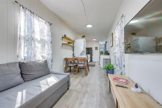 Building Photo - 420 Private Rd 8579