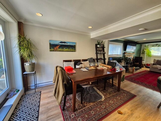 Building Photo - 941 Avrill Rd