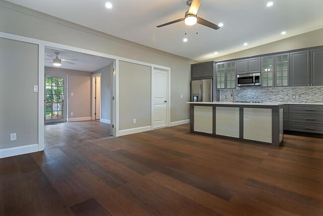 Foto del edificio - 959 SW 18th St