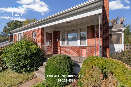 Photo - 1118 Westchester Dr House