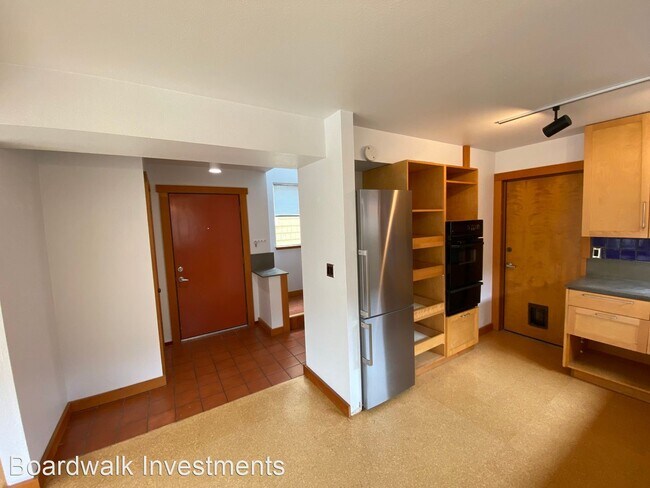 Foto del edificio - 3 br, 1.5 bath House - 59 San Jose Ave.