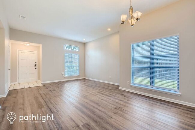 Building Photo - 2528 Widgeon Way
