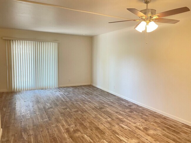 Foto del edificio - 2 BEDROOM, 2 BATH TOWNHOME PONITE TAPATIO ...