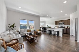 Building Photo - 904 Glover Dr