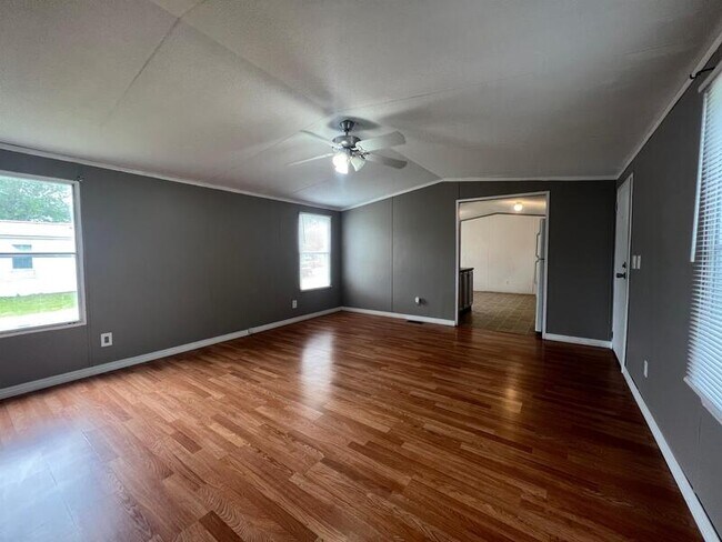 Foto del edificio - 8400 W Oaklawn Rd