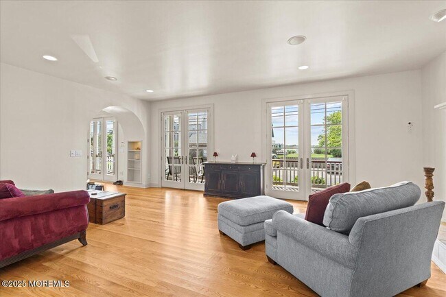 Foto del edificio - 1043 Barnegat Ln