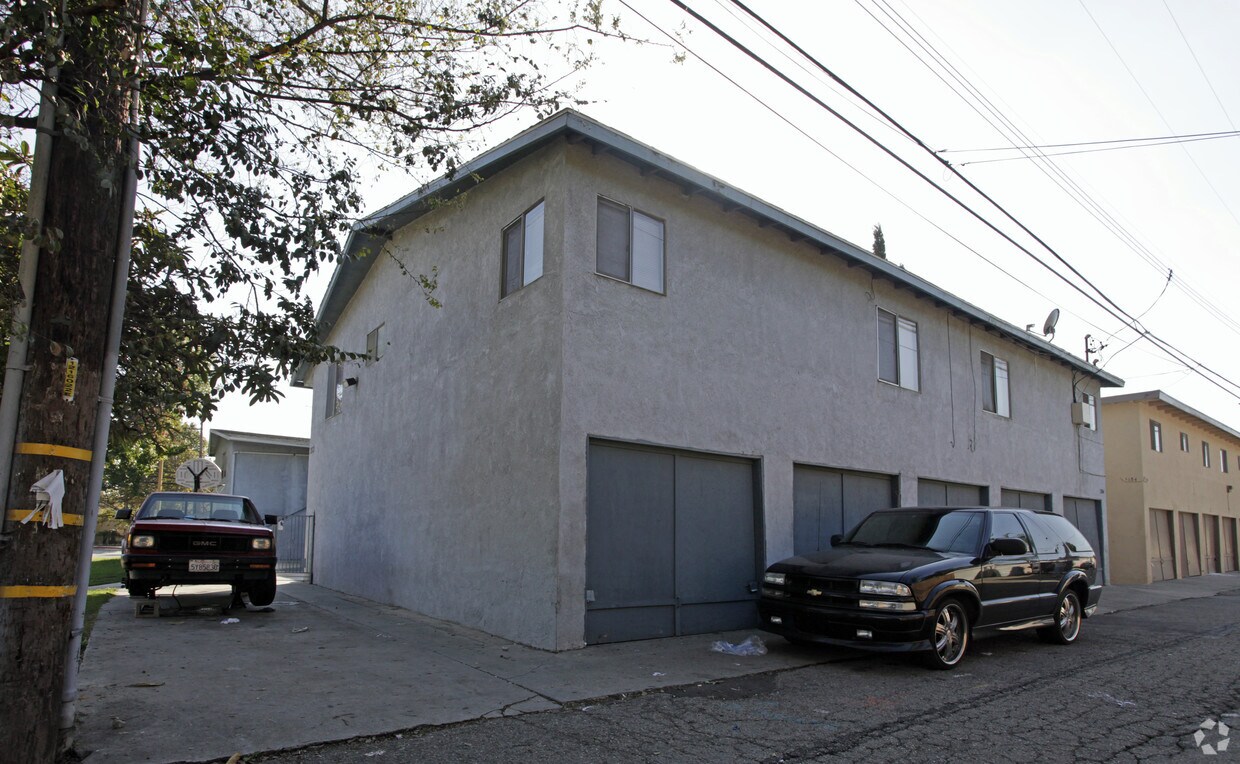 Foto del edificio - 5194 San Bernardino St