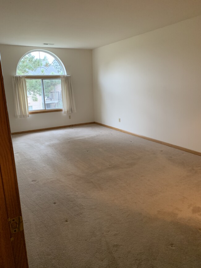 Bedroom - 401 Parkside Dr