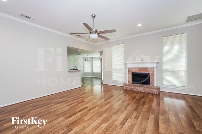 Foto del edificio - 101 Canterbury Dr