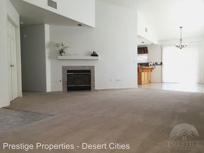 Building Photo - 58319 Mountain View Trl