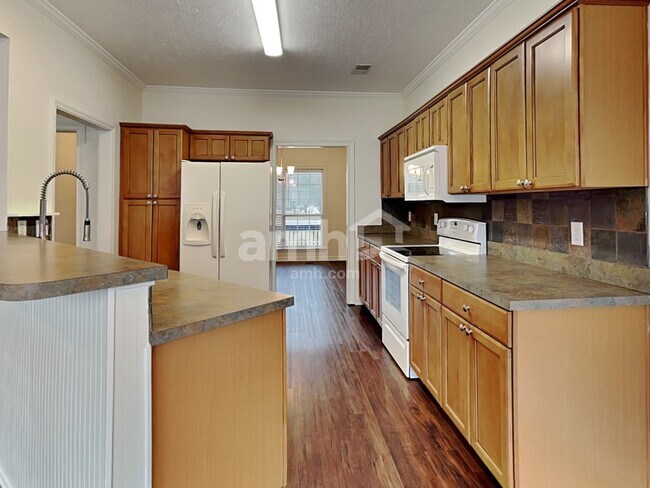 Foto del edificio - 109 Magnolia Dr