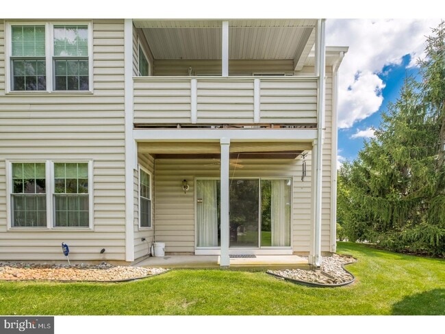 Building Photo - 6001A Normandy Dr