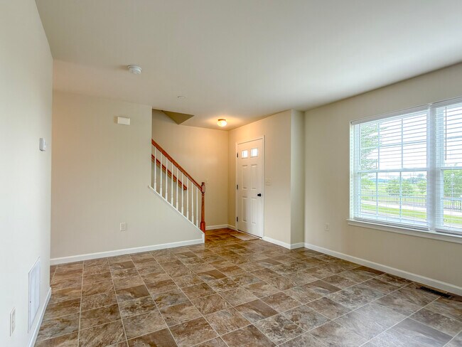 Foto del edificio - 222 Blackford Blvd