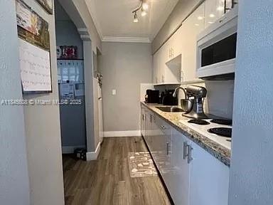 Foto del edificio - 2022 SW 17th Ave