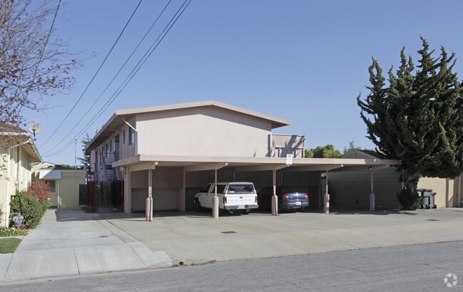 Building Photo - Western Apartments
