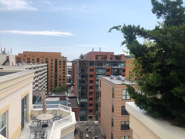 Foto del edificio - 1111 11th St NW