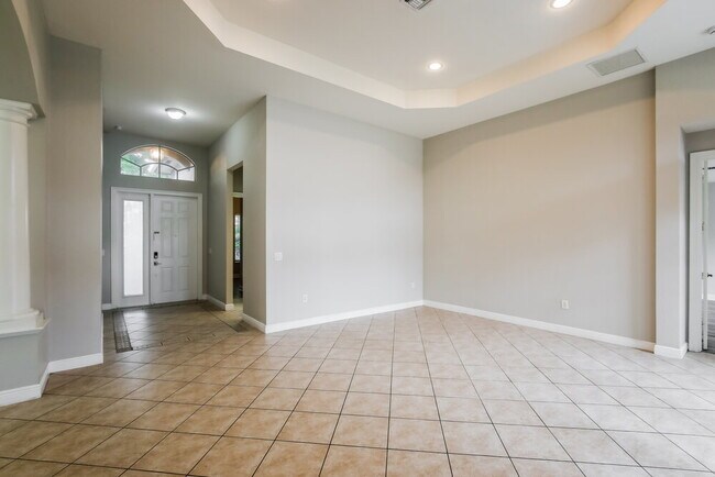 Building Photo - 5378 SW 183rd Ave