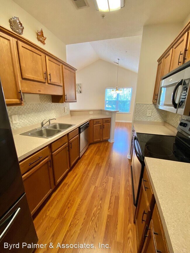 Foto del edificio - 3 br, 2 bath House - 510 35th Avenue N, Un...
