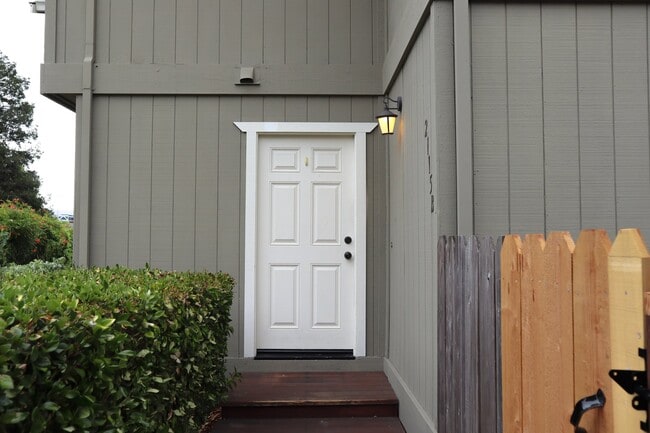 Photo - 2115 Overlook Dr (Walnut Creek, CA) Townhome