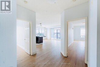 Building Photo - 11121 Yonge St