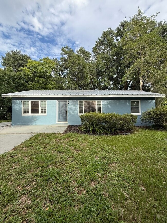Building Photo - 509 N Garfield Ave