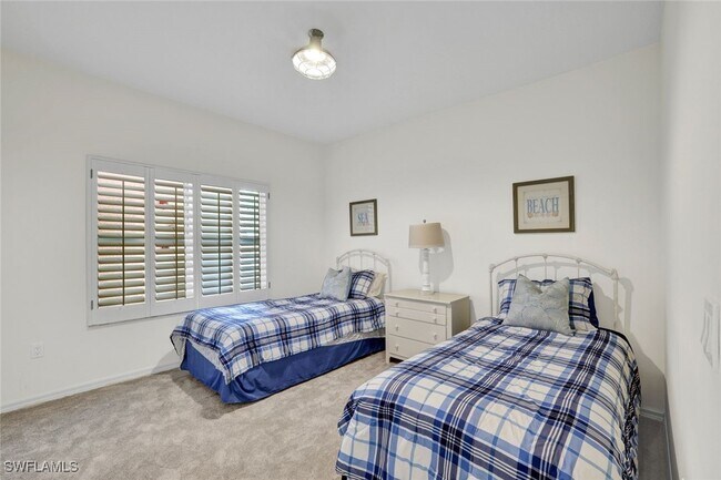 Foto del edificio - 262 Barefoot Beach Blvd