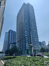 Building Photo - 170-1170 Fort York Blvd