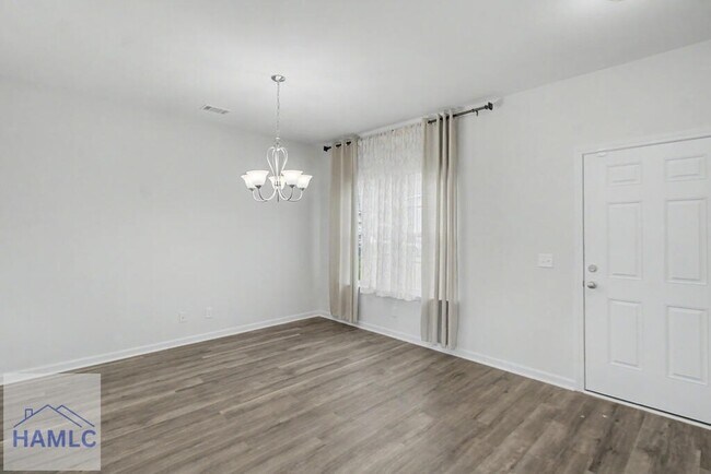 Foto del edificio - 274 Renwick Lp