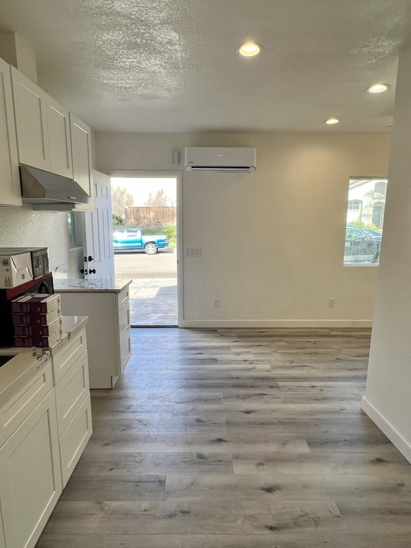 Foto del edificio - 989 St Germain Rd