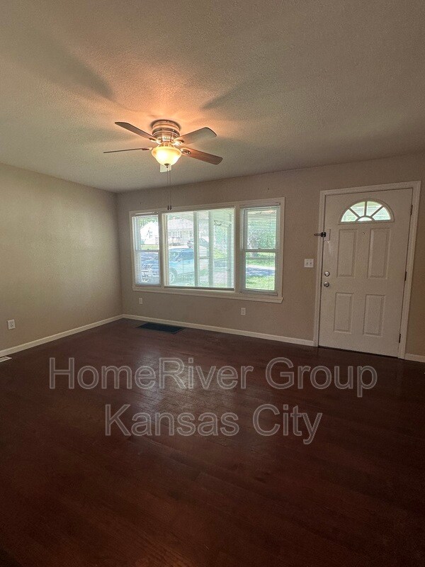 Foto del edificio - 6721 Hawthorne Ave