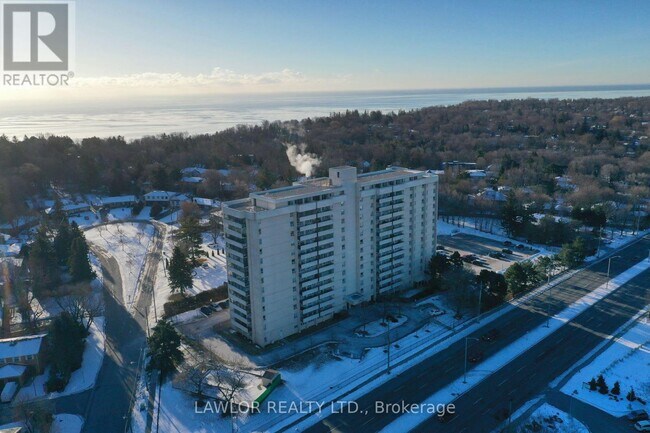 Building Photo - 3311-3311 Kingston Rd
