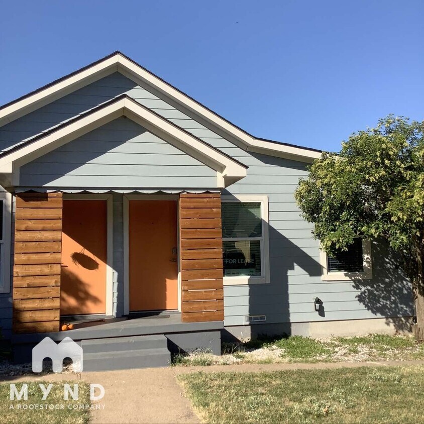 Foto principal - 3709 Mt Royal St