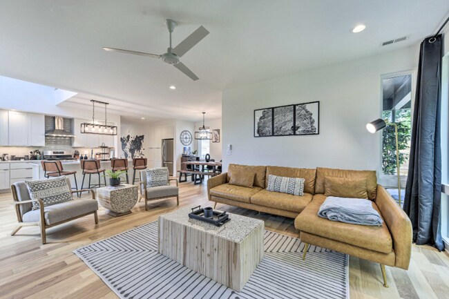 Foto del edificio - 1421 Garner Rd