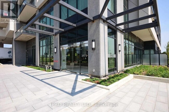 Building Photo - 3975-3975 Grand Park Dr