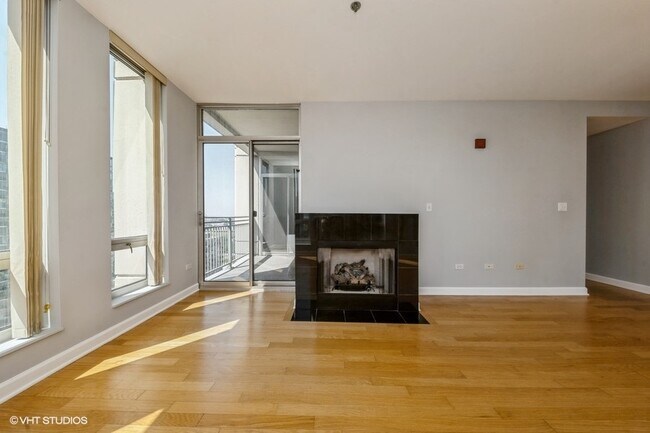 Foto del edificio - 1250 S Michigan Ave