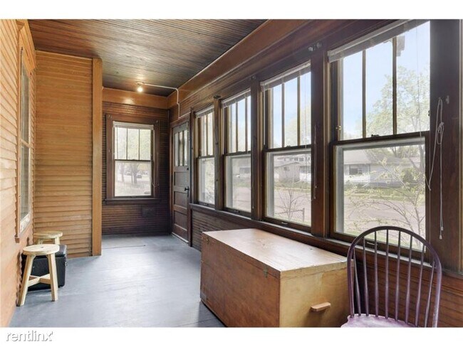 Building Photo - 3 br, 1 bath House - 474 Thomas Ave