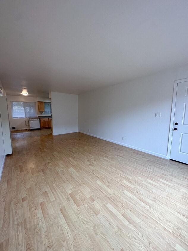 Foto principal - 3409 66th Ave