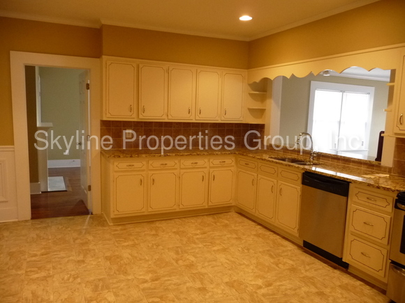 Building Photo - 125 Huff Dr