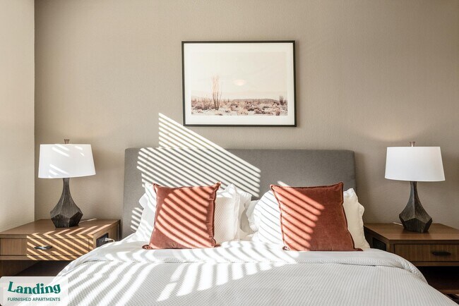 Building Photo - 101 S Center St