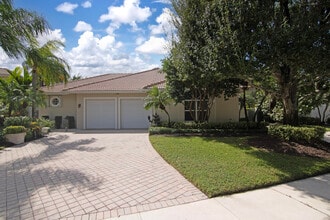 Building Photo - 2771 Twin Oaks Way