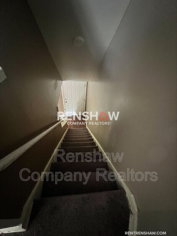 Foto del edificio - 529 N Sampson Ave