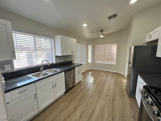 Foto del edificio - 7800 Seychelles Ct