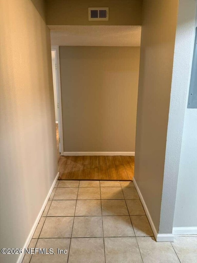 Building Photo - 3864 La Mirada Dr N