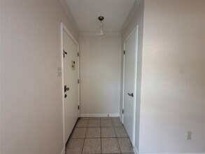 Building Photo - 2250 Bering Dr