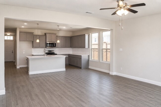 Building Photo - 270 Irish Moss Dr