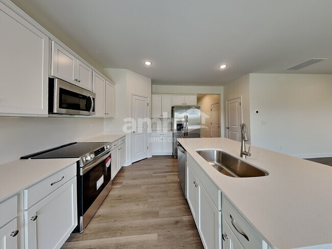 Foto del edificio - 3500 Lincoln Hts Ln
