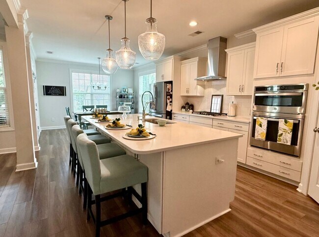 Building Photo - Luxury Living in Simpsonville – Spacious Home with Premium Amenities